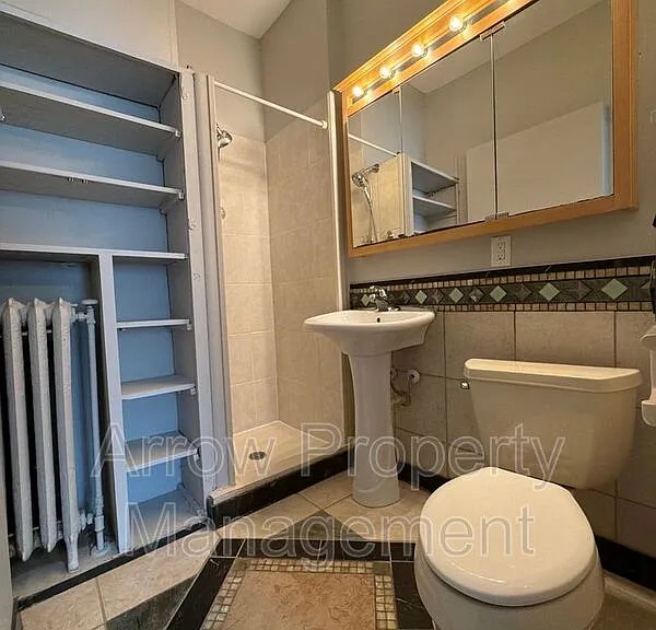 1414 C St #5 — Photo 6