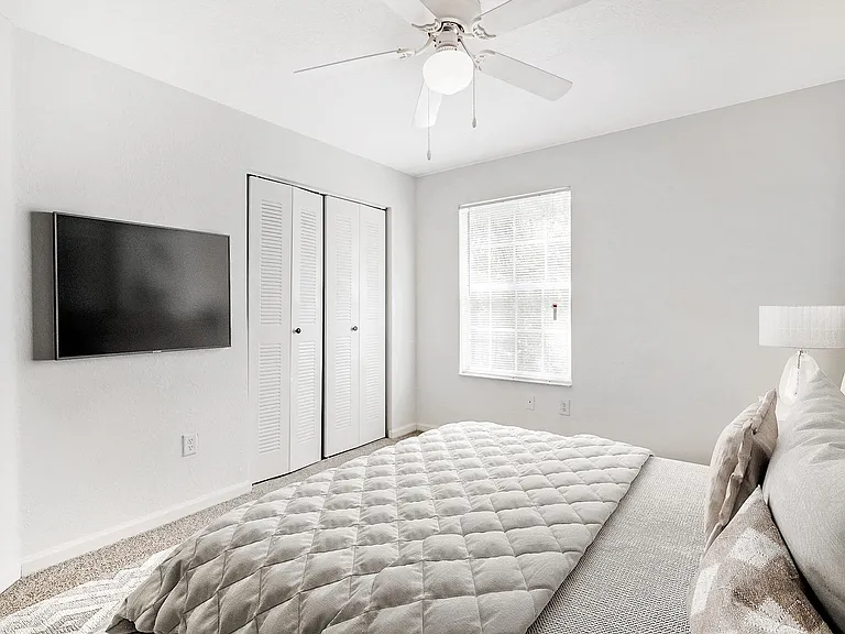 Whispering Pines Apartments — Photo 25