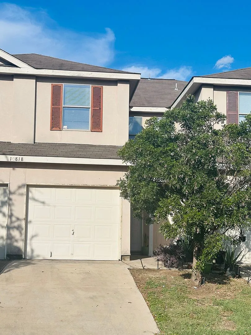 10818 Mathom Landing Unit 2 — Photo 1