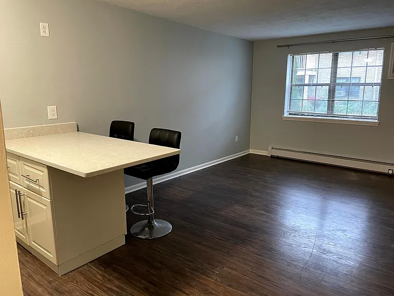 10 Kenmar Dr #28 — Photo 9