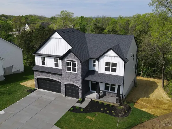 6725 Maverick Dr, West Chester, OH 45069