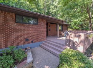 22 Riverview Dr, Leetsdale, PA 15056
