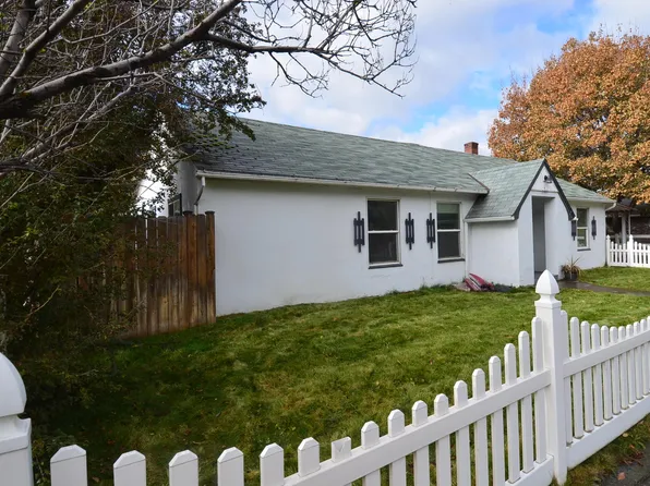 305 S Canyon Blvd, John Day, OR 97845