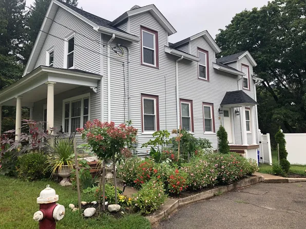 97 Tiffany St #1, Attleboro, MA 02703