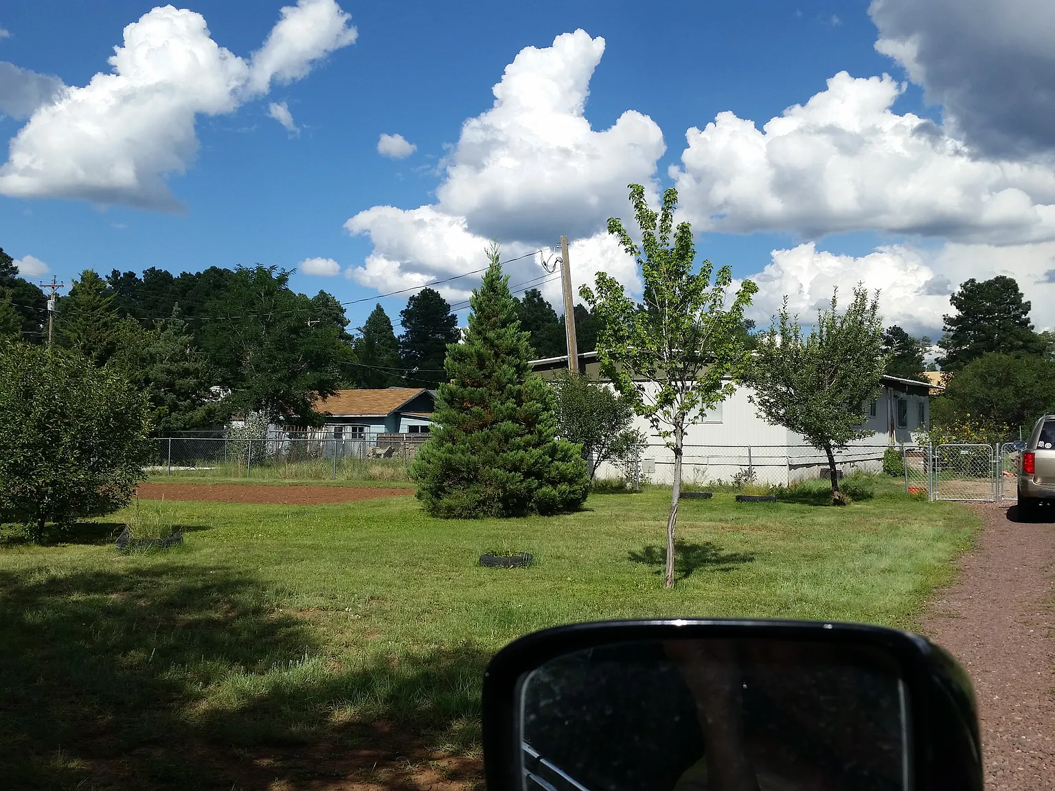 4 bed, 1.5 bath, 1700 sqft, $1,700 — Photo 1