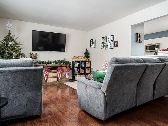5th image of 1517 Minns Dr