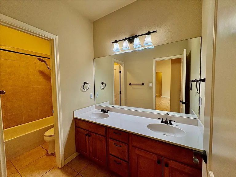 15210 Falcon Dr — Photo 26