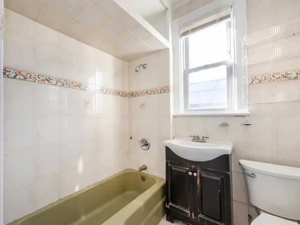 46 Spruce Street image 10 of 28