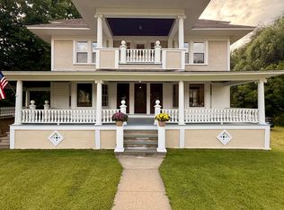 121 Railroad St #B, Canaan, CT 06018
