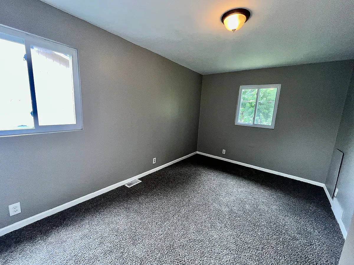 8277 Toepfer - - — Photo 4