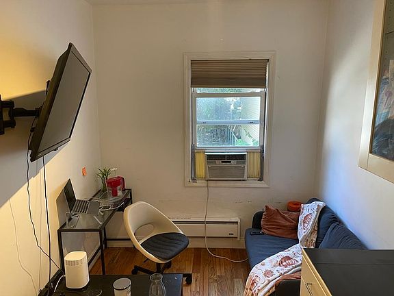 2nd image of 58 Tuers Ave APT 1R