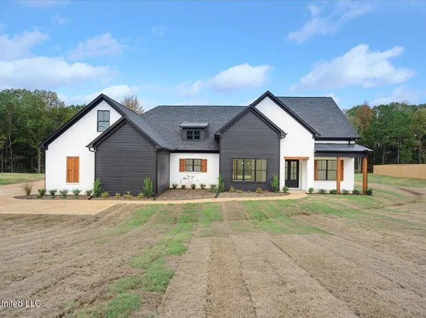 137 Byhalia Creek Farms Rd W, Byhalia, MS 38611