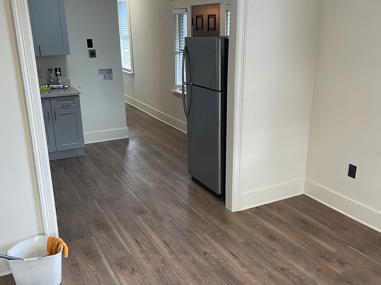 2 bed, 1.5 bath, 800 sqft, $1,295 — Photo 3