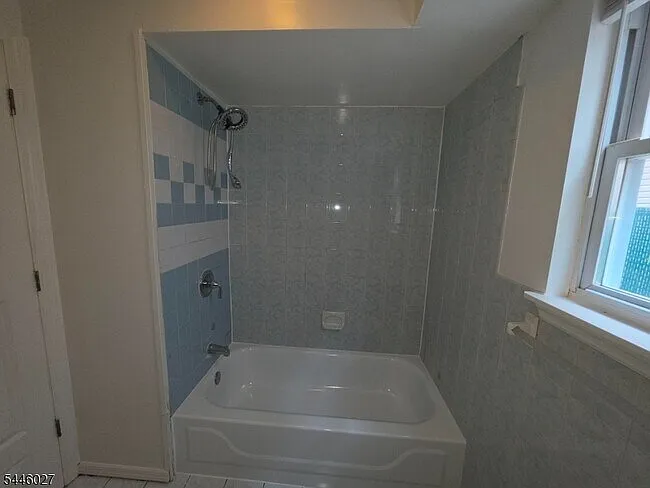 102 Lafayette St — Photo 5