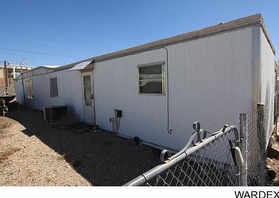 3rd image of 3152 Joyce Ln