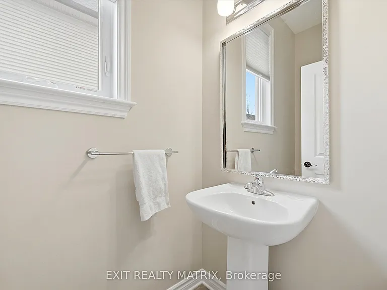 23 Duncanville St — Photo 17
