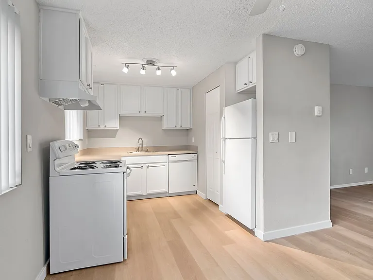Cedar Mill Apartments — Photo 66