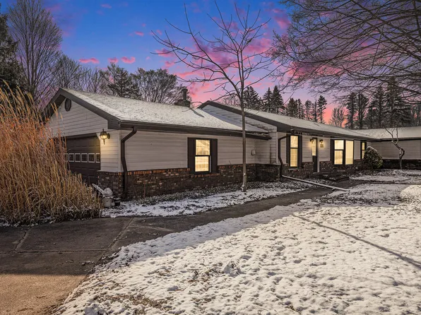 214 S Elm St, Hesperia, MI 49421