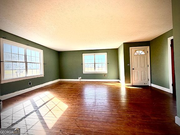 3rd image of 2256 Bay Springs Rd