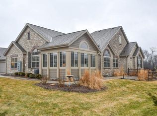 1023 Ann Marie Way, Oconomowoc, WI 53066