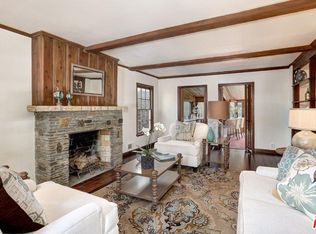 215 N Kenter Ave, Los Angeles, CA 90049