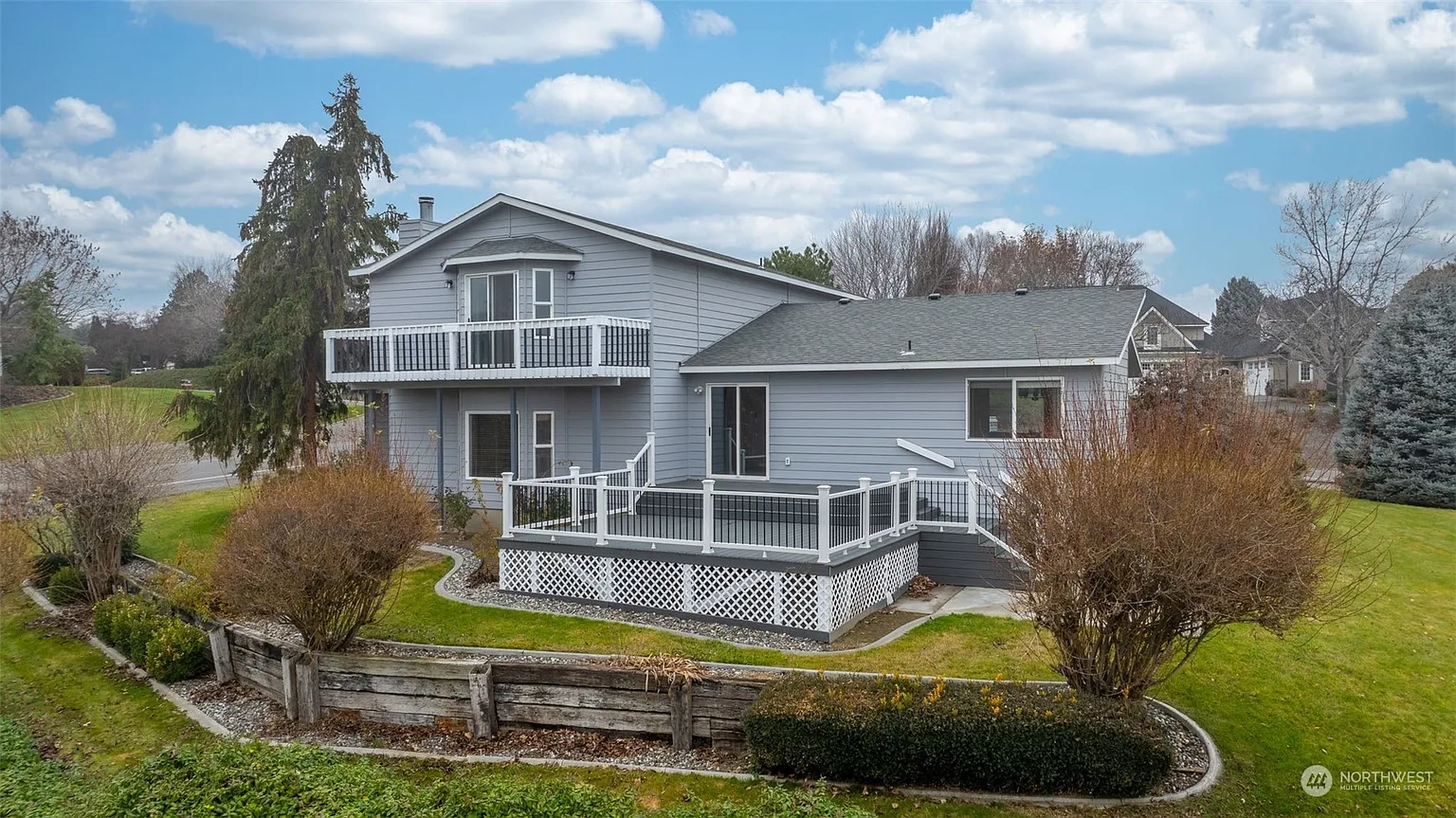 2420 Saddle Way photo 1