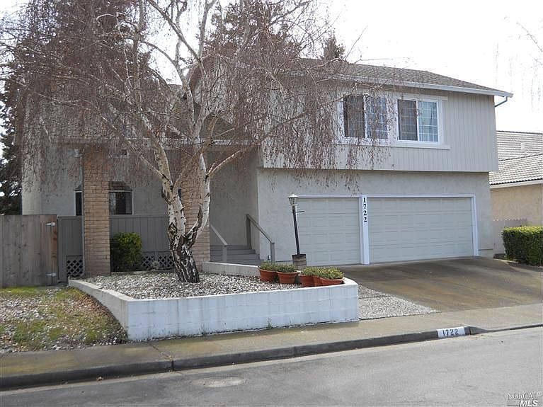 1st image of 1722 Capistrano Dr