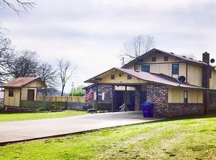 610 Suzanne St, Muldrow, OK 74948