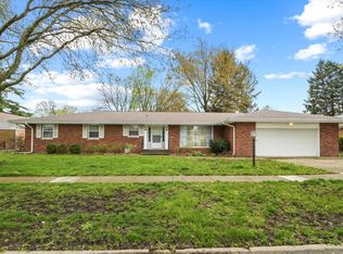 2 Stanford Pl, Champaign, IL