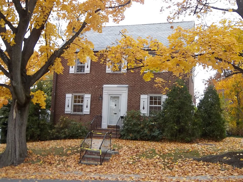 2nd image of 29 Plymouth Ave
