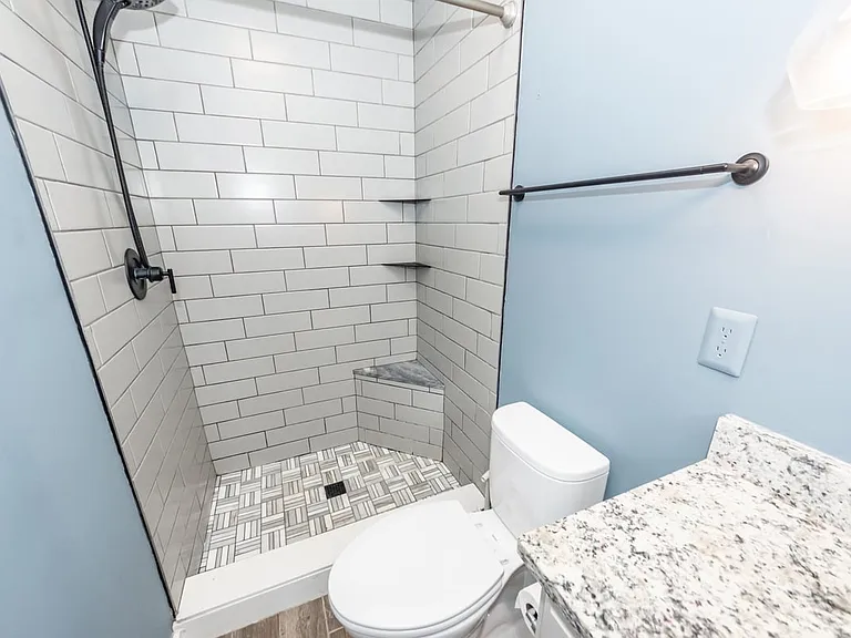 343 Cessna Ave — Photo 32