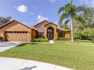 4953 Pointe O Woods Dr, Zephyrhills, FL 33543