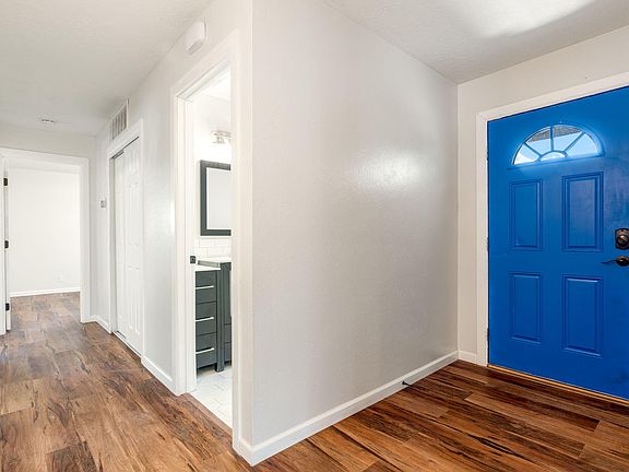 5th image of 1409 Dorothy St NE