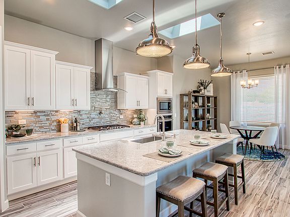 2350 Gourmet Kitchen