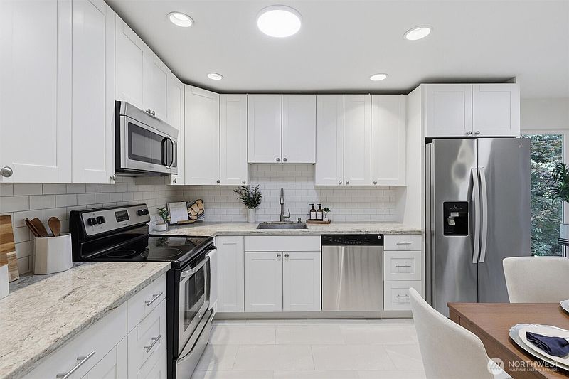 5th image of 1900 N Northgate Way #1932