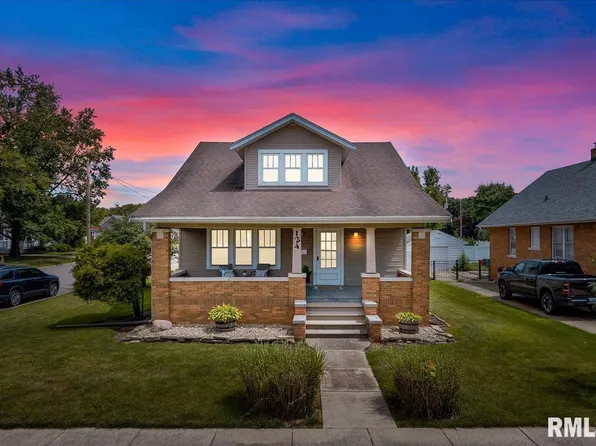 124 N 4th Ave, Morton, IL 61550