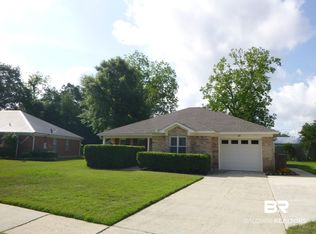 34 Hoffren Dr, Fairhope, AL 36532