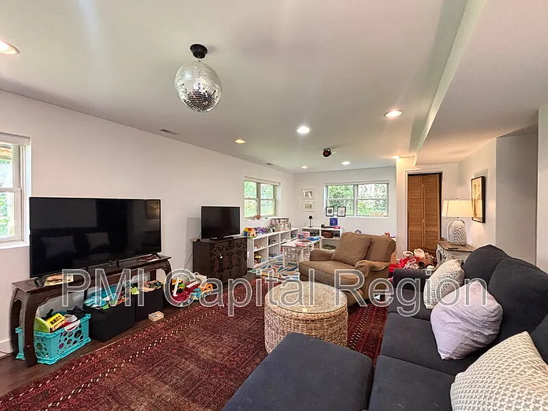 9608 Page Ave — Photo 31