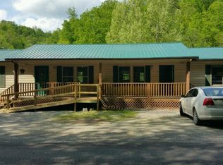372 Castle Frk APT D, Lowmansville, KY 41232