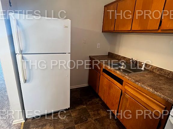 4th image of 22 Green St #55-54A
