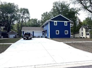 507 S Greene St, Rock Rapids, IA 51246