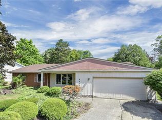 6653 Crenshaw Dr, Parma Heights, OH 44130