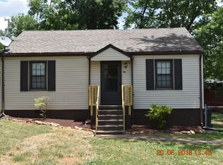 2304 NE Boxwood Ln, Knoxville, TN 37917