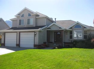 2142 E Debeers Dr, Sandy, UT 84093