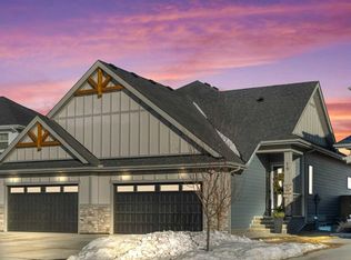 79 W Sandpiper Bnd, Chestermere, AB T1X2S6