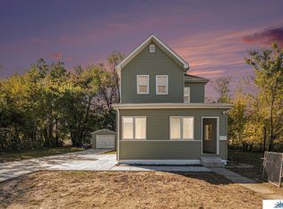 2620 N 19th St, Omaha, NE 68110