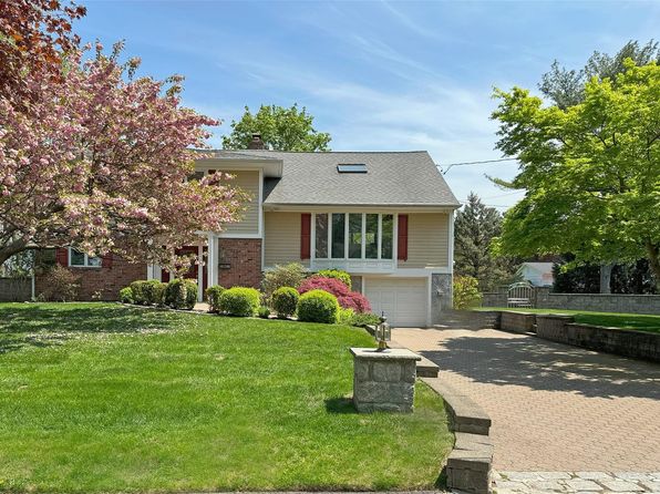 7 Country Ridge Dr