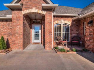 2219 SW 54th St, Lawton, OK 73505
