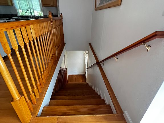 2nd image of 3821A Claudine St #A