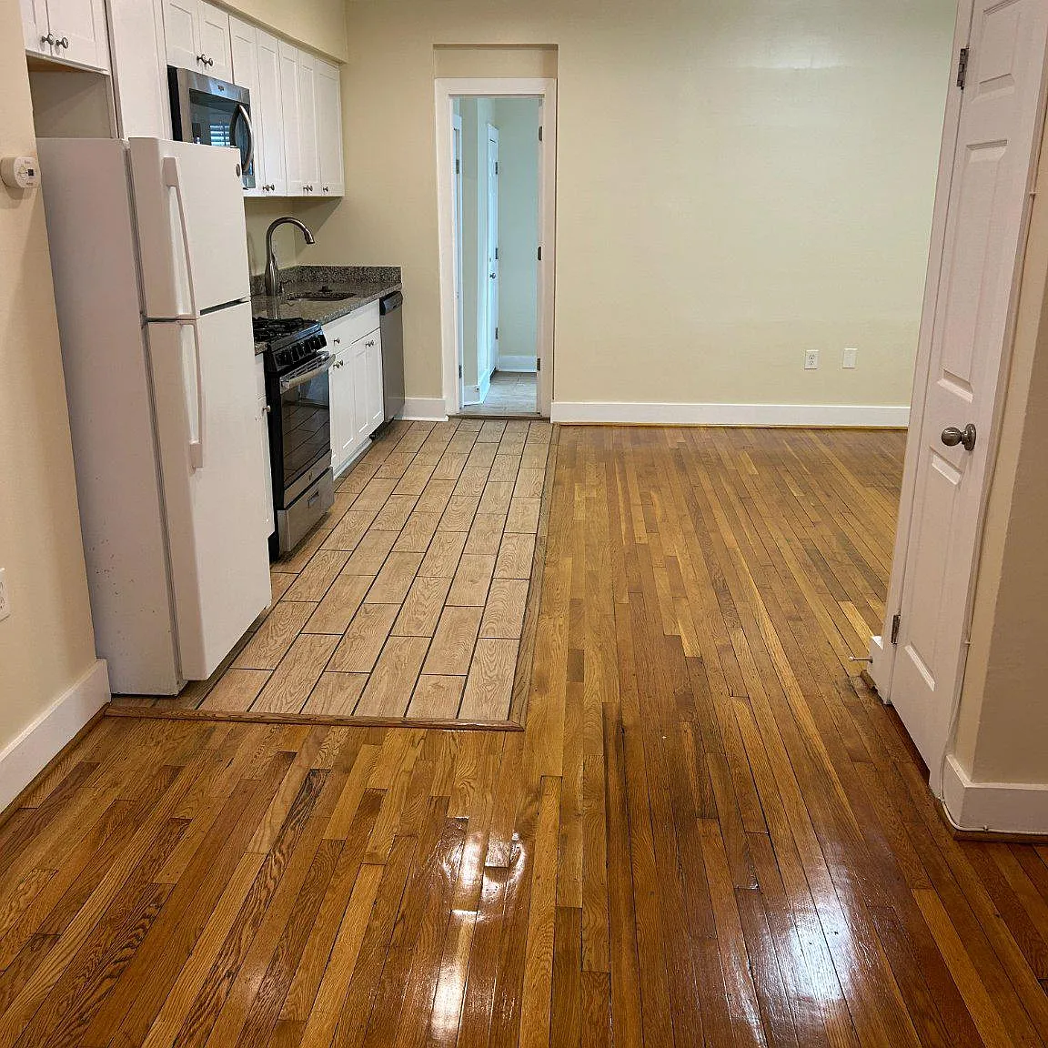 2 bed, 2.0 bath, 850 sqft, $1,850 — Photo 3